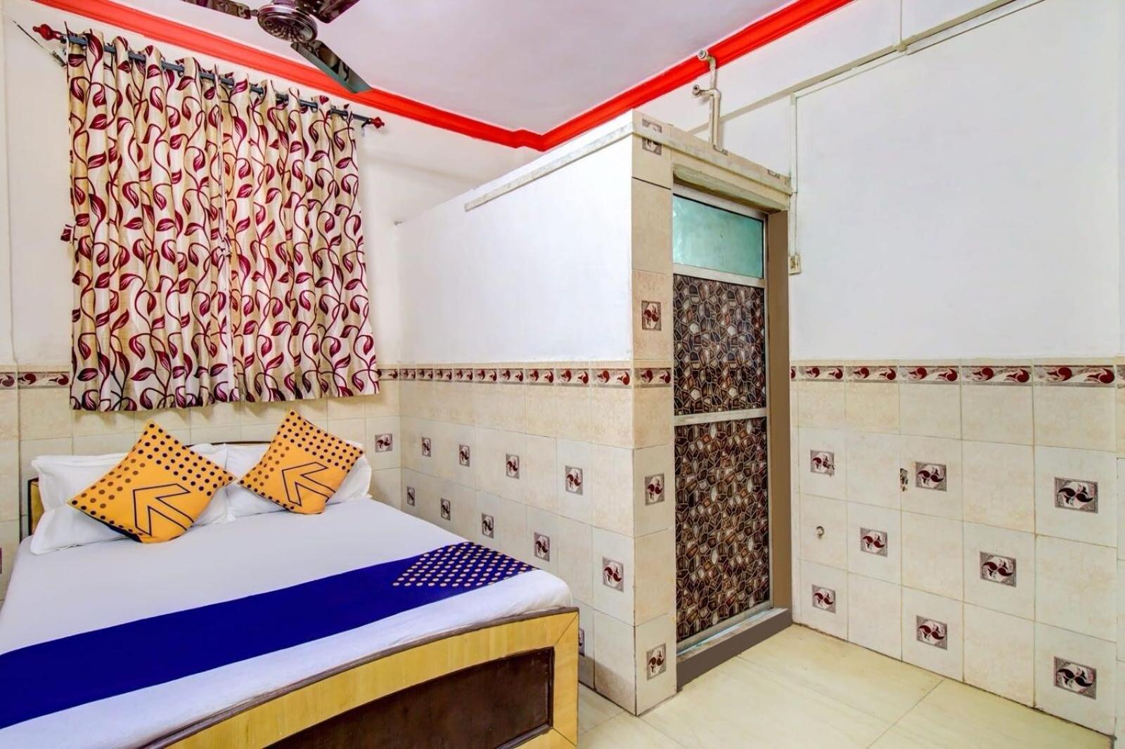 Spot On Sairaj Lodging & Boarding Hotel Ulhasnagar Luaran gambar